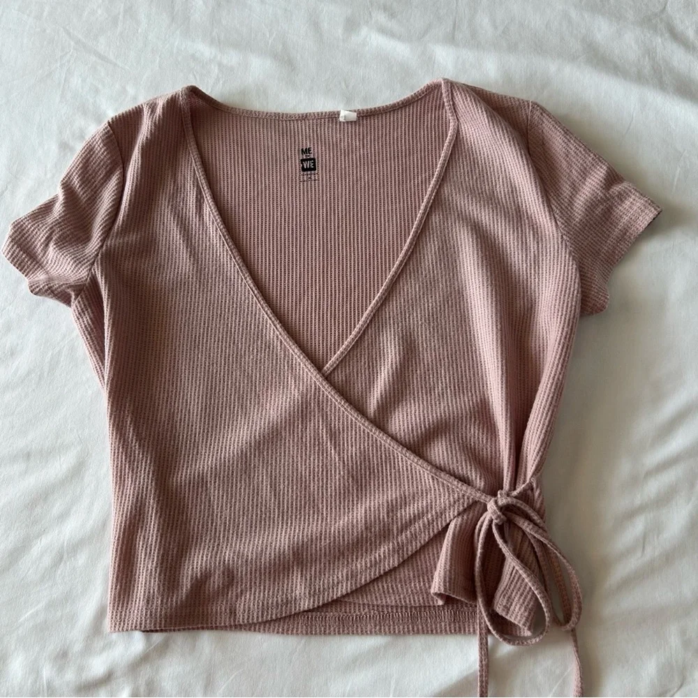 Pacsun Me to We Ribbed Wrap Crop Top in Mauve Size M - Picture 1 of 3
